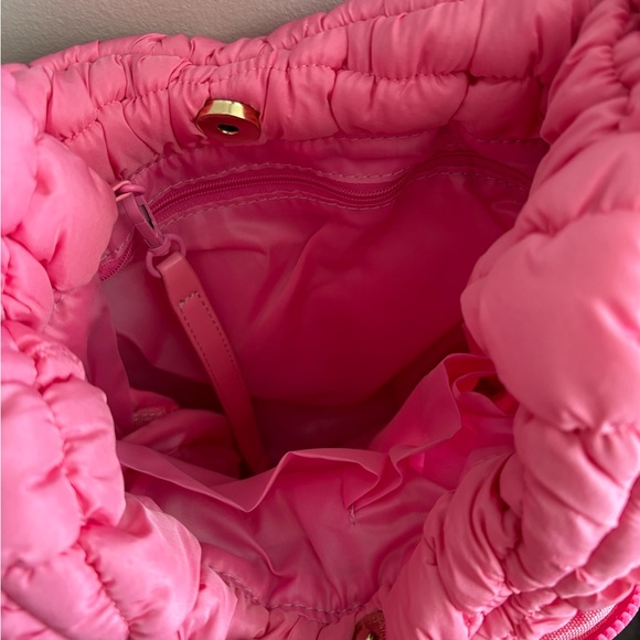 NWT Simply Southern Pink Quilted Shoulder Bag - Picture 7 of 8